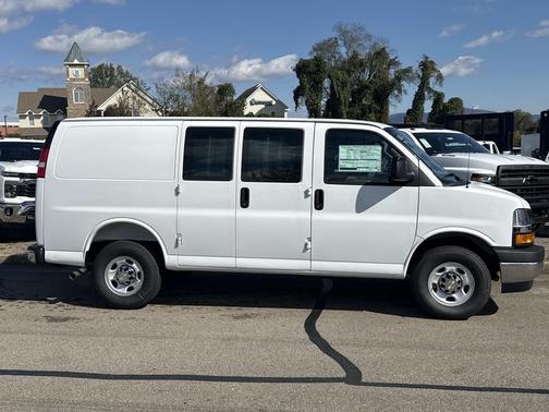2025 Chevrolet Express 2500 RWD 2500 Regular Wheelbase WT