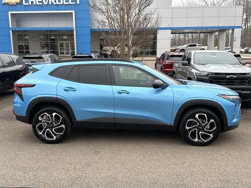 2025 Chevrolet Trax FWD 2RS