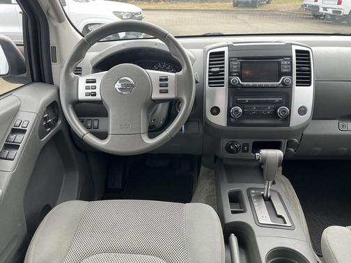 2015 Nissan Frontier SV