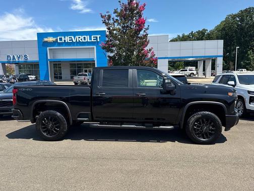 2025 Chevrolet Silverado 2500 Custom