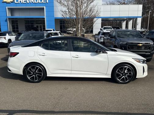 2024 Nissan Sentra SR