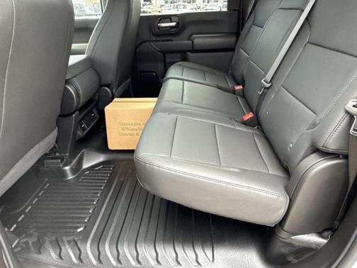Summit White 2026 Chevrolet Silverado 3500 WT