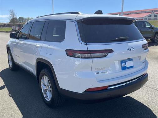 2022 Jeep Grand Cherokee L Laredo