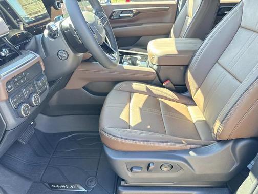 Polar White Tricoat 2027 Chevrolet Tahoe High Country, 4WD