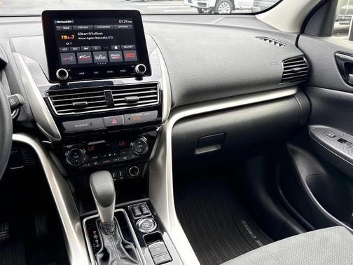 White Diamond 2024 Mitsubishi Eclipse Cross SE