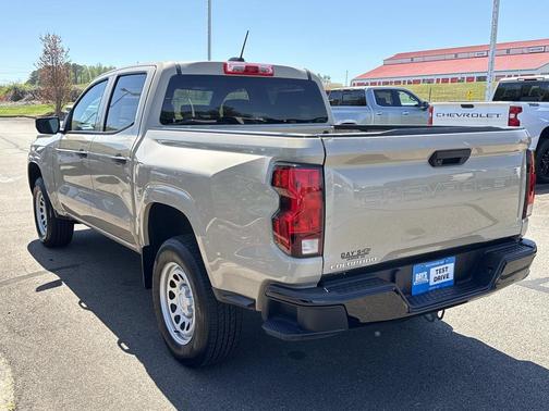 Sand Dune Metallic 2023 Chevrolet Colorado WT