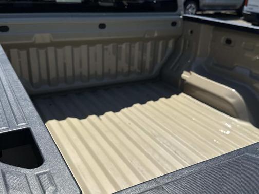 Sand Dune Metallic 2023 Chevrolet Colorado WT