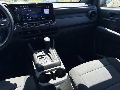 Sand Dune Metallic 2023 Chevrolet Colorado WT