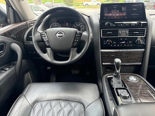 2024 Nissan Armada Platinum 2WD