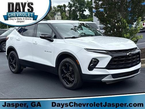 Summit White 2023 Chevrolet Blazer 3LT