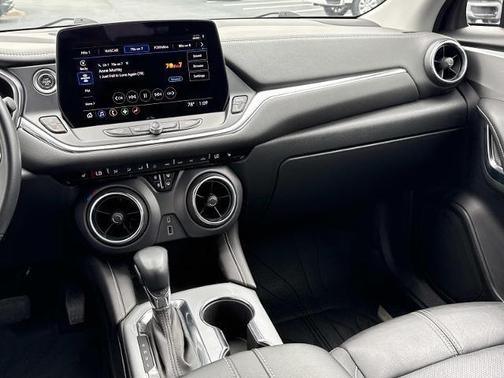 Summit White 2023 Chevrolet Blazer 3LT