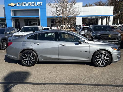 2023 Chevrolet Malibu RS