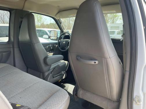 2022 Chevrolet Express 3500 RWD 3500 Extended Wheelbase LS