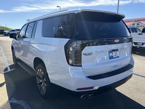 2026 Chevrolet Suburban High Country, RWD