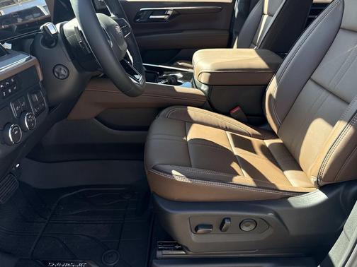 2026 Chevrolet Suburban High Country, RWD
