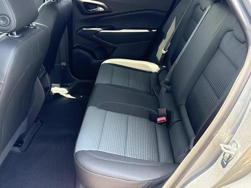 Sterling Gray Metallic 2026 Chevrolet Trax LT