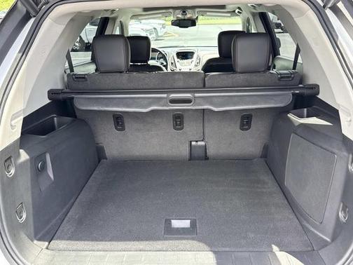 Summit White 2017 Chevrolet Equinox Premier
