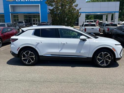 2025 Chevrolet Equinox EV LT