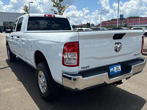2023 RAM 2500 Tradesman Crew Cab 4x4 8' Box