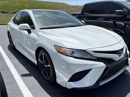 Wind Chill Pearl 2020 Toyota Camry XSE