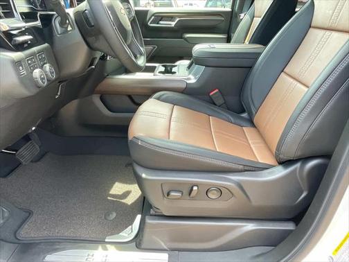 2025 Chevrolet Silverado 3500 High Country