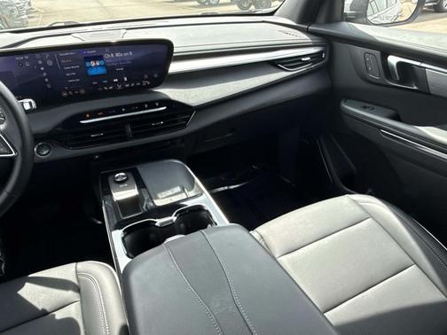 Moonstone Gray Metallic 2025 Buick Enclave Preferred FWD