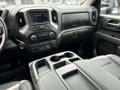 Summit White 2025 Chevrolet Silverado 3500 WT