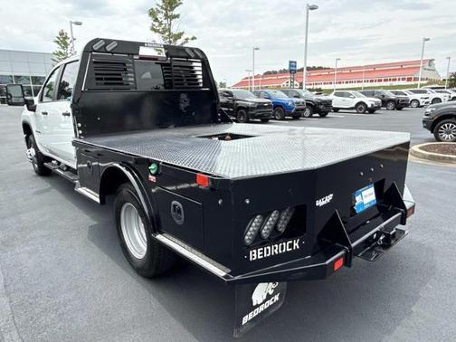 Summit White 2024 Chevrolet Silverado 3500 WT