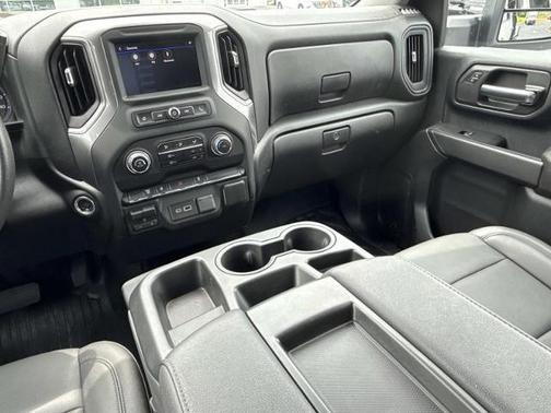 Summit White 2024 Chevrolet Silverado 3500 WT
