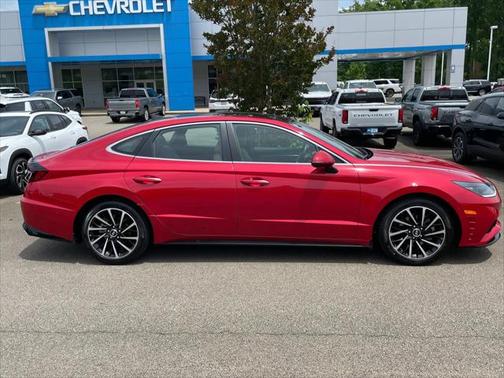 2021 Hyundai SONATA Limited