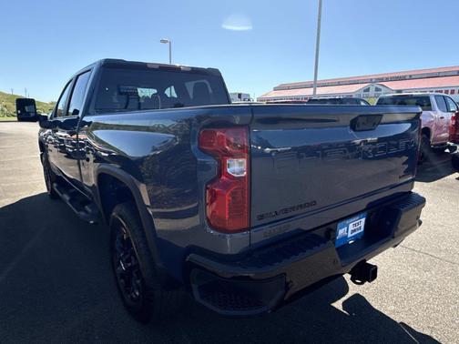 2026 Chevrolet Silverado 2500 Custom