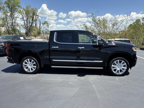 Black 2024 Chevrolet Silverado 1500 High Country