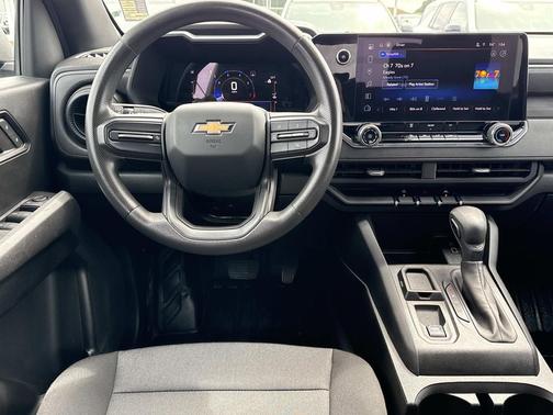 2023 Chevrolet Colorado WT