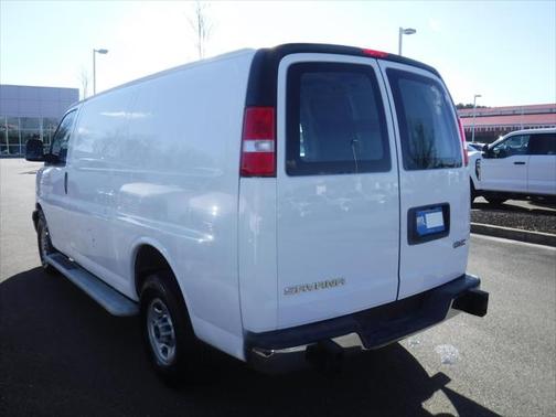 2022 GMC Savana 2500 Work Van