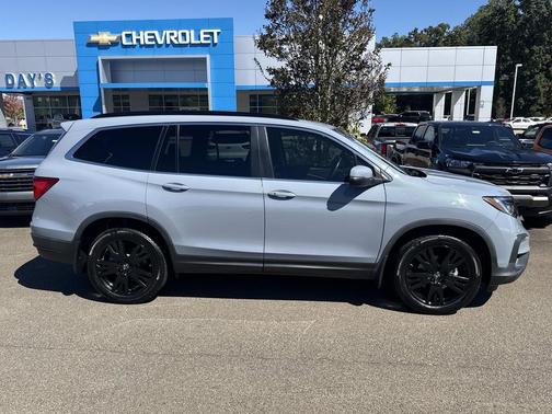 2022 Honda Pilot AWD Special Edition
