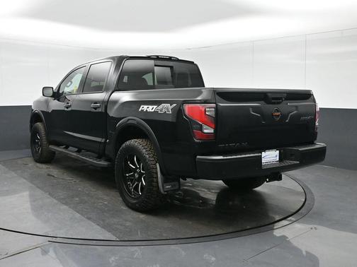 2021 Nissan Titan PRO-4X