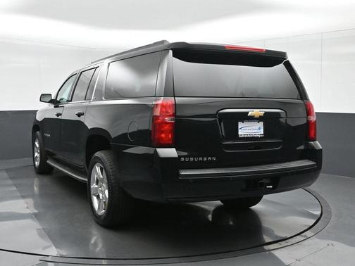 2016 Chevrolet Suburban LT