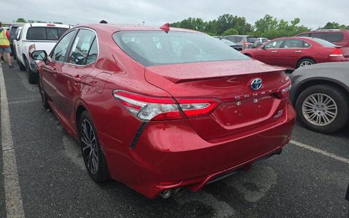 Supersonic Red 2020 Toyota Camry SE