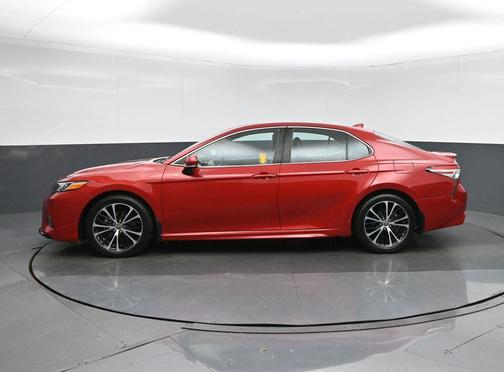 Supersonic Red 2020 Toyota Camry SE