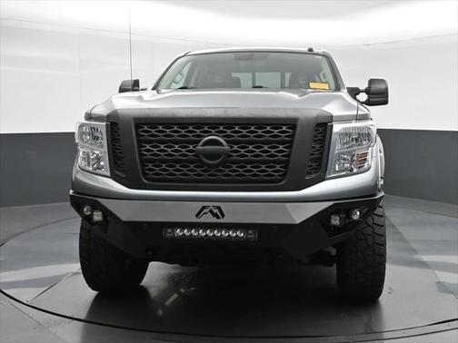 2019 Nissan Titan XD SV