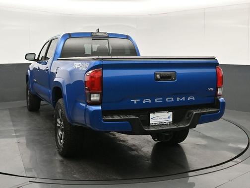 2018 Toyota Tacoma TRD Sport