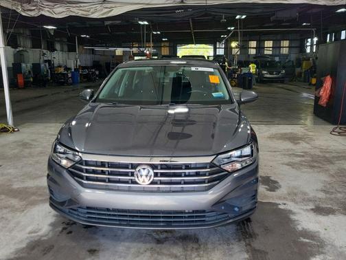 Platinum Gray Metallic 2019 Volkswagen Jetta 1.4T S
