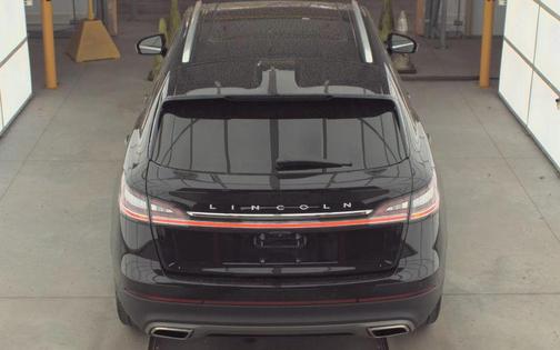 Infinite Black Metallic Clearcoat 2022 Lincoln Nautilus Reserve