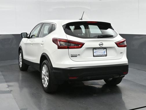 2022 Nissan Rogue Sport S