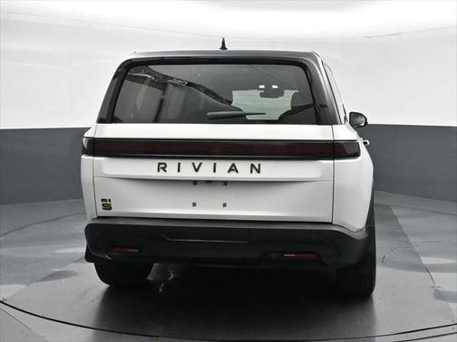 2023 Rivian R1S Launch Edition