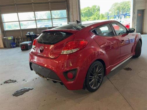 2016 Hyundai Veloster Turbo