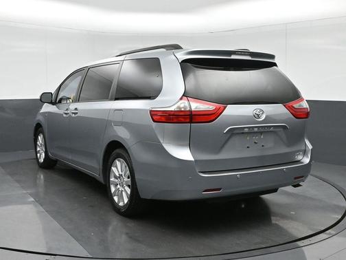 2017 Toyota Sienna Limited