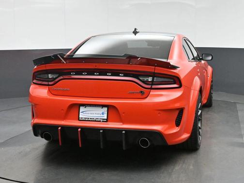 Go Mango 2021 Dodge Charger SRT Hellcat