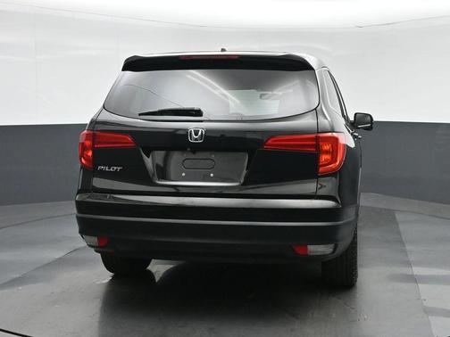 Black 2017 Honda Pilot EX-L