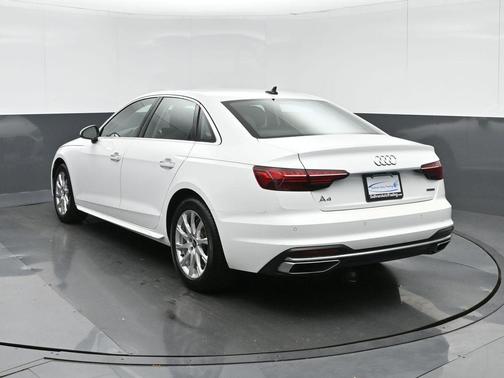 2022 Audi A4 40 Premium
